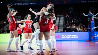 FIVB Milletler Ligi: Türkiye: 3 - Hollanda: 0