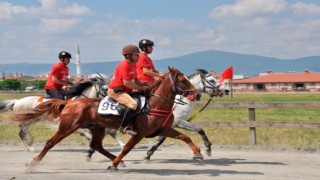 Geleneksel Rahvan At Yarışları heyecanı Gölcükte yaşanacak