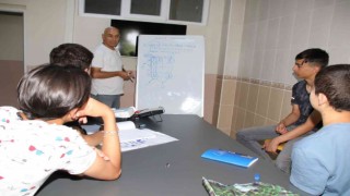 Genç AKSES kurslarında eğitim ve eğlence bir arada