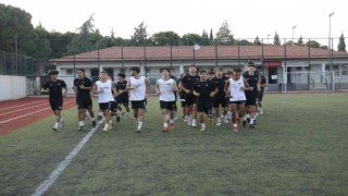 Genç horozlar yeni sezon hazırlıklarına başladı