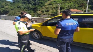 Gıda ürünleri, minibüsler ve ticari taksiler denetlendi