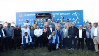 Gökbel Yağlı Güreşlerinde altın kemerin sahibi Cengizhan Şimşek oldu