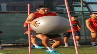 Göztepenin Afyonkarahisar kampı sürüyor