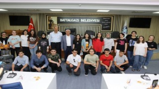 Güderden LGSde dereceye girenlere ödül
