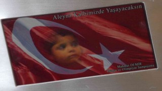 Güngörendeki bombalı saldırıda hayatını kaybeden 3 yaşındaki Aleynanın gelinliği mezarına konulmuştu