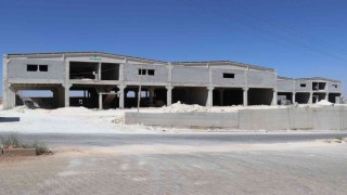 Haliliye Belediyesi 2 fabrika ile istihdama katkı sağlıyor