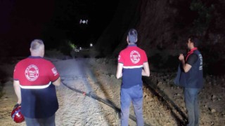 Heyecan olsun diye arama kurtarma ekiplerini 5 saat boyunca dağ taş dolaştırdılar