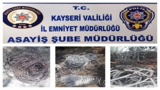 Hırsızlık şüphelisi 4 kişi yakalandı