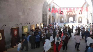 ‘İman Ayetleri Hat Sergisi Erzurumda sanatseverlerle buluştu