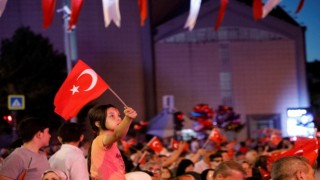 İnegöl 6. kez demokrasi nöbetinde