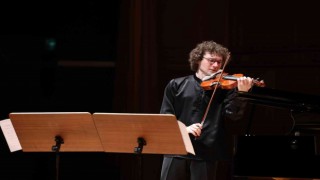 İş Sanat Parlayan Yıldızları konserlerini tamamladı
