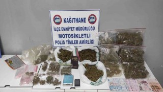 İstanbulda cips paketinde uyuşturucu satışına operasyon: 3.5 kilo marihuana ele geçirildi