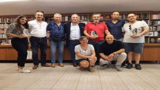 “İzmir Baba” imza gününde anıldı