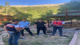Jandarma ‘güven timleri kentin huzuru için çalışıyor