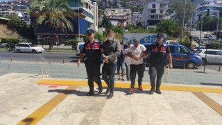 Jandarma karakoluna giderek MİTçi olduğunu söyleyen 5 kişi gözaltına alındı