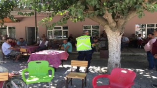 Jandarma timleri motosiklet kullanıcılarını bilgilendirdi
