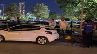 Kadıköyde iki grup arasında silahlı çatışma: 3 yaralı