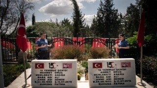Kahramanları silah arkadaşları unutmadı
