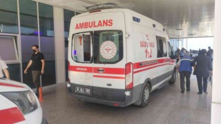 Kalp krizi geçiren hastayı almaya giden 112 ekibine hasta yakını saldırdı