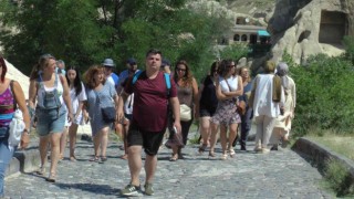 Kapadokyada turizmciler pandemi kısıtlamalarına dönmek istemiyor