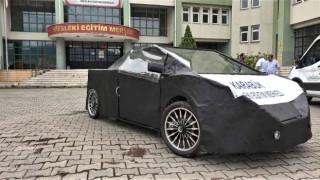 Karabükte öğrenciler TEKNOFEST için ikinci elektrikli arabayı tasarladı