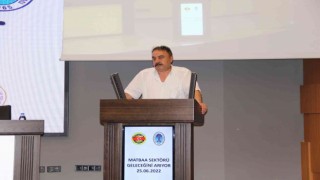 Karaca “Matbaa sektörü geleceğini arıyor” çalıştayında konuştu