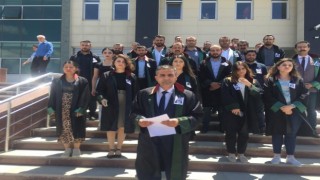 Karsta avukatlardan basın açıklaması