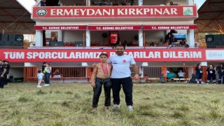 Kaş Belediye Sporun minik güreşçisi Kırkpınarda üçüncü oldu