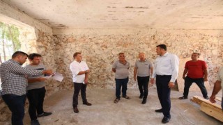 Kaştaki yarım asırlık okul yeniden hayat buluyor