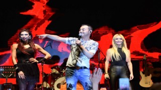 Kayısı Festivali, Eypio ve Serdar Ortaç konserleriyle sona erdi