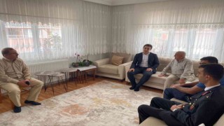Kaymakam Çelikten şehit aileleri ve çalışan personele bayram ziyareti