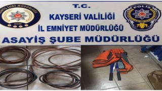 Kayseride iş yerinden kablo çalan 3 şahsa suçüstü