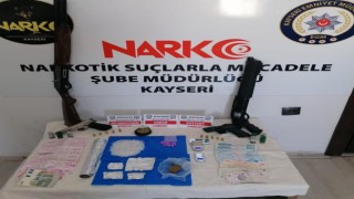 Kayseride uyuşturucu tacirlerine operasyon: 15 şüpheliye işlem yapıldı