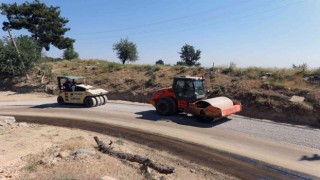 Kırsal mahallelerde yol çalışması