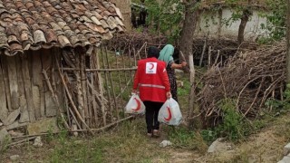 Kızılaydan sel bölgesine yardım