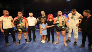 Kocaelide kick boks coşkusu yaşandı