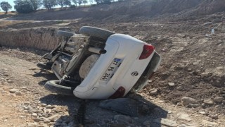 KPSSye yetişmeye çalışırken kaza yaptılar: 2 yaralı