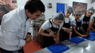 Küçük çikolata şefleriyle ‘en tatlı atölye