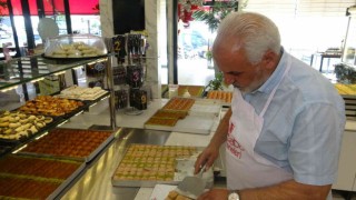 Kurban Bayramını 24 şubesi ve 30 ton tatlıyla karşılıyor