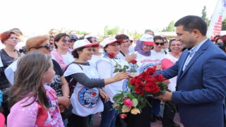 Kuşadası Belediyesinde bayram öncesi personelin ödemeleri yapıldı