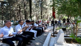 Kuşadasında 15 Temmuz şehitleri anılıyor