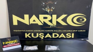 Kuşadasındaki uyuşturucu tacirleri narkotik köpeği Honaza takıldı