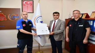 Mağara ve kanyonda mahsur kalan vatandaşları kurtaran AFAD personeline başarı belgesi