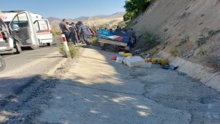 Malatyada çapa motoru devrildi: 1i ağır 3 yaralı