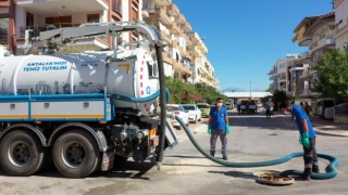 Manavgatta ilaçlama seferberliği