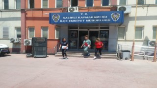 Manisada fuhuş operasyonu: Kırgız uyruklu 2 kadın sınır dışı edildi