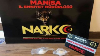 Manisada zehir tacirlerine geçit yok: 5 tutuklama
