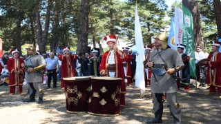 Maviyemiş festivali yoğun katılımla gerçekleşti