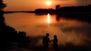 Meriç Nehrinde hayran bırakan gün batımı manzarası