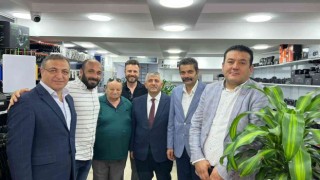 MHP İzmir İl Teşkilatı, bitpazarı esnafıyla kahvaltıda buluştu